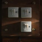 va-et-vient avec 3 interrupteurs